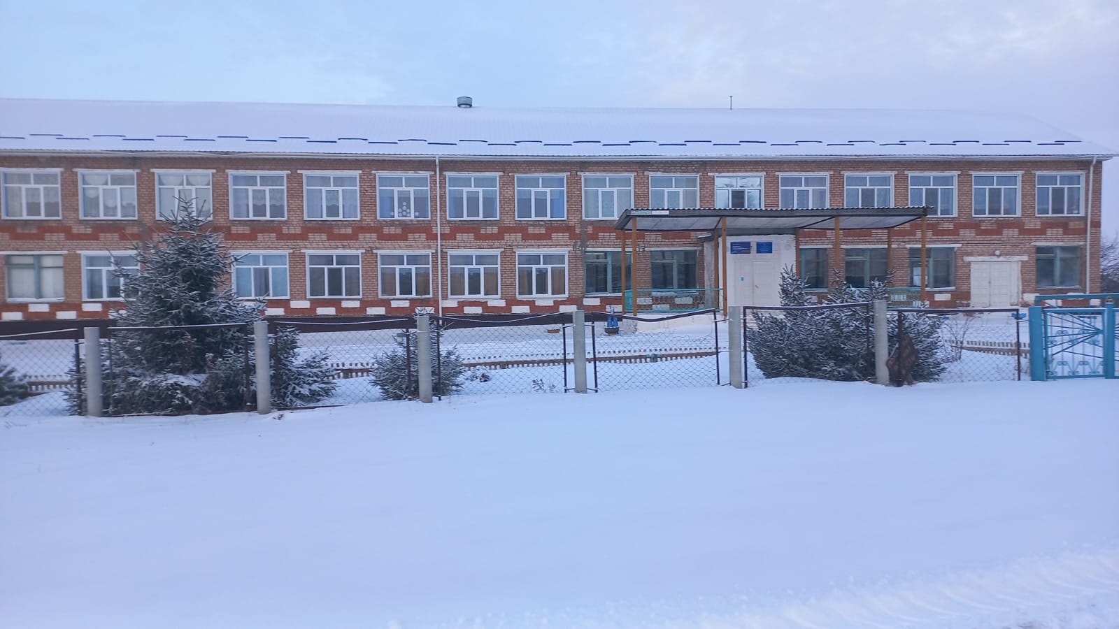 фасад школы